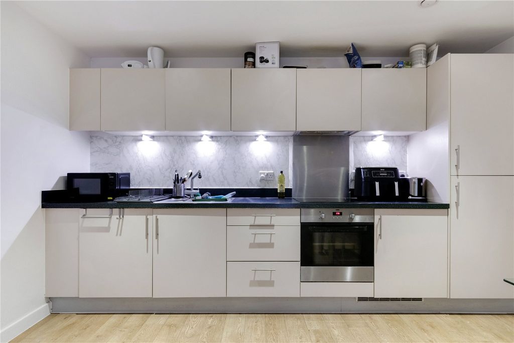 Property photo 3 of 13 Picture No. 06