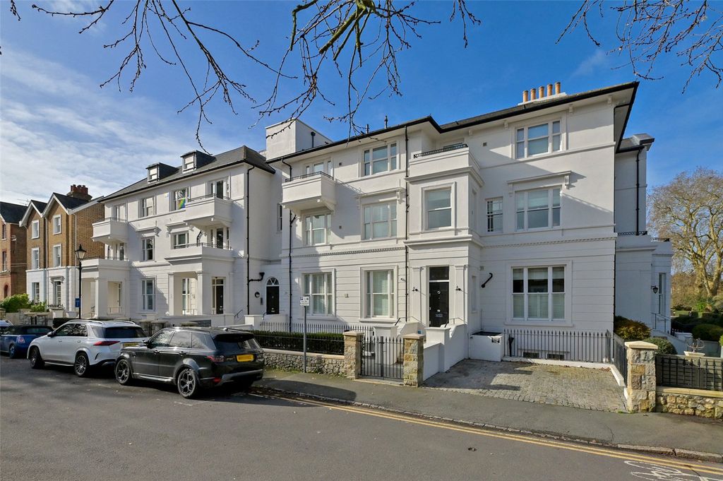 Property photo 2 of 27 Front