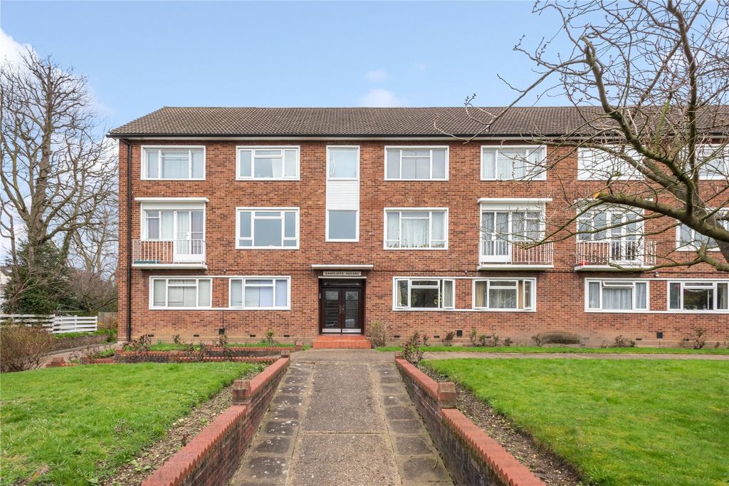 Property photo 2 of 8