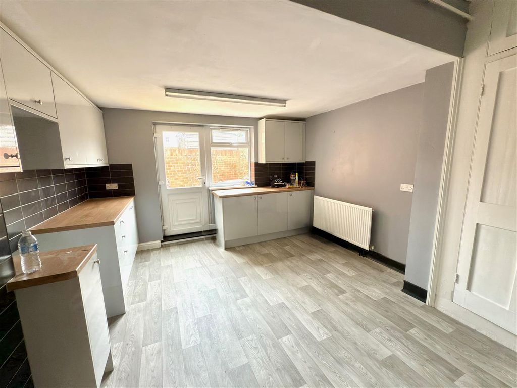 Property photo 3 of 13 Kitchen Area.Jpg