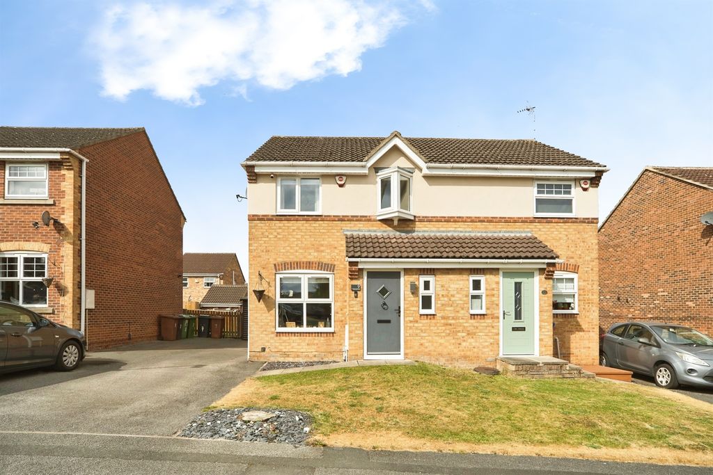 Property photo 1 of 20
