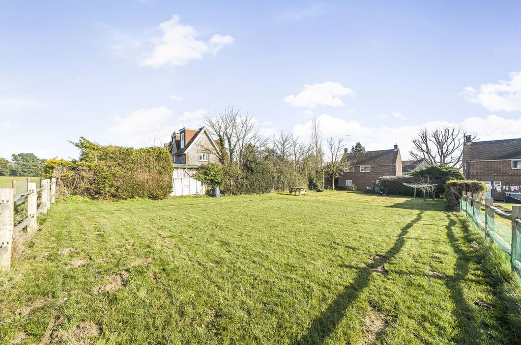 Property photo 1 of 26