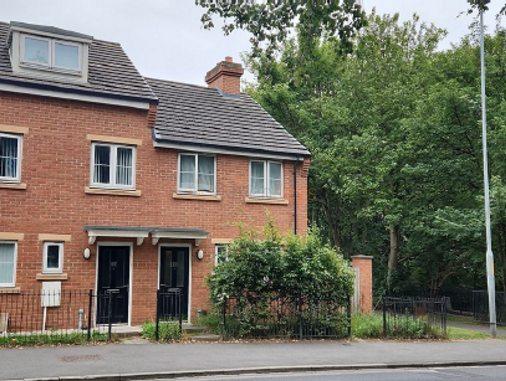 Property photo 1 of 8 Norton Road Exterior