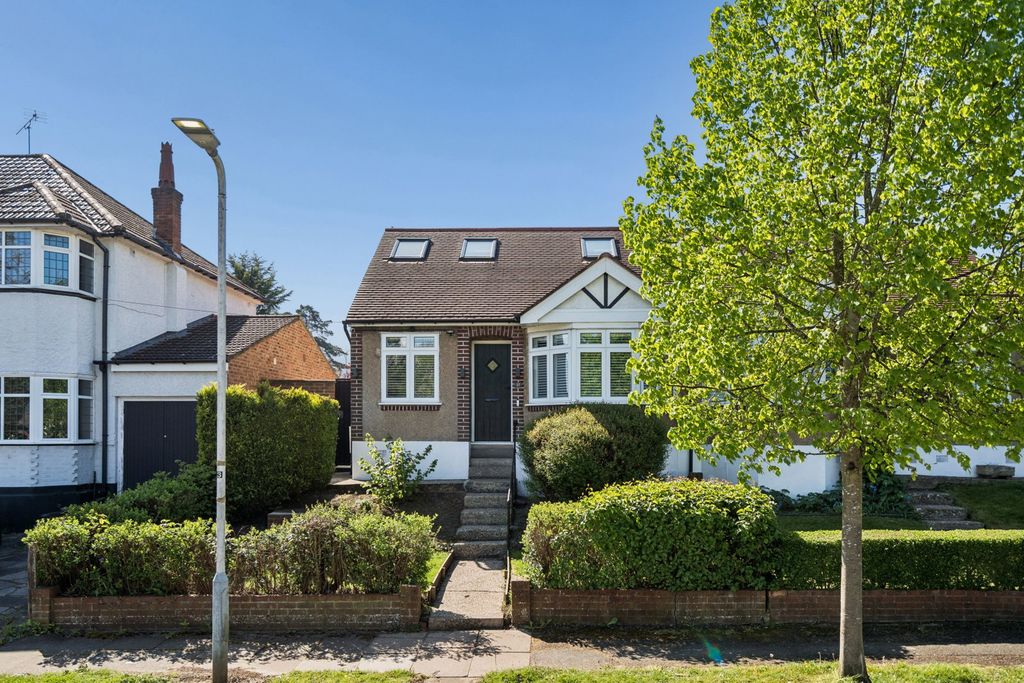 Property photo 1 of 17