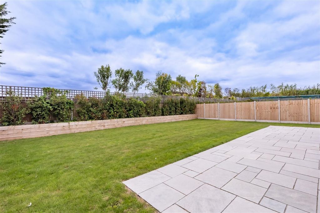 Property photo 3 of 14 Plot 1 Mott Street  (35).Jpg