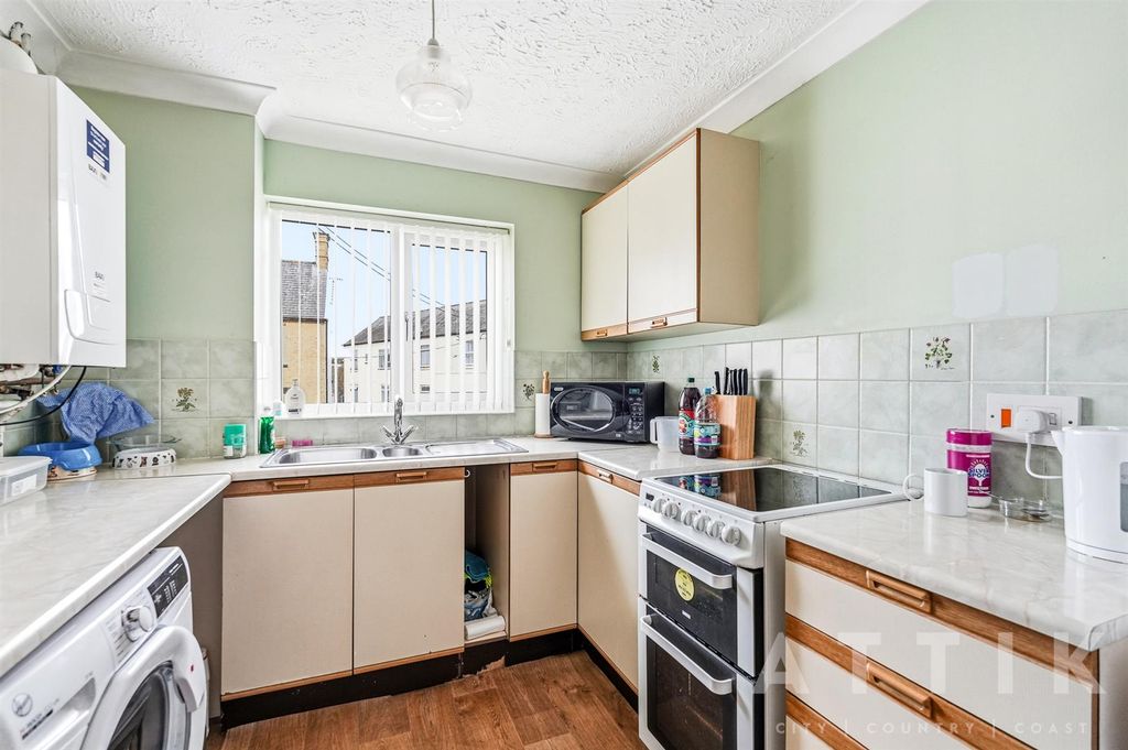 Property photo 3 of 19 5.Jpg