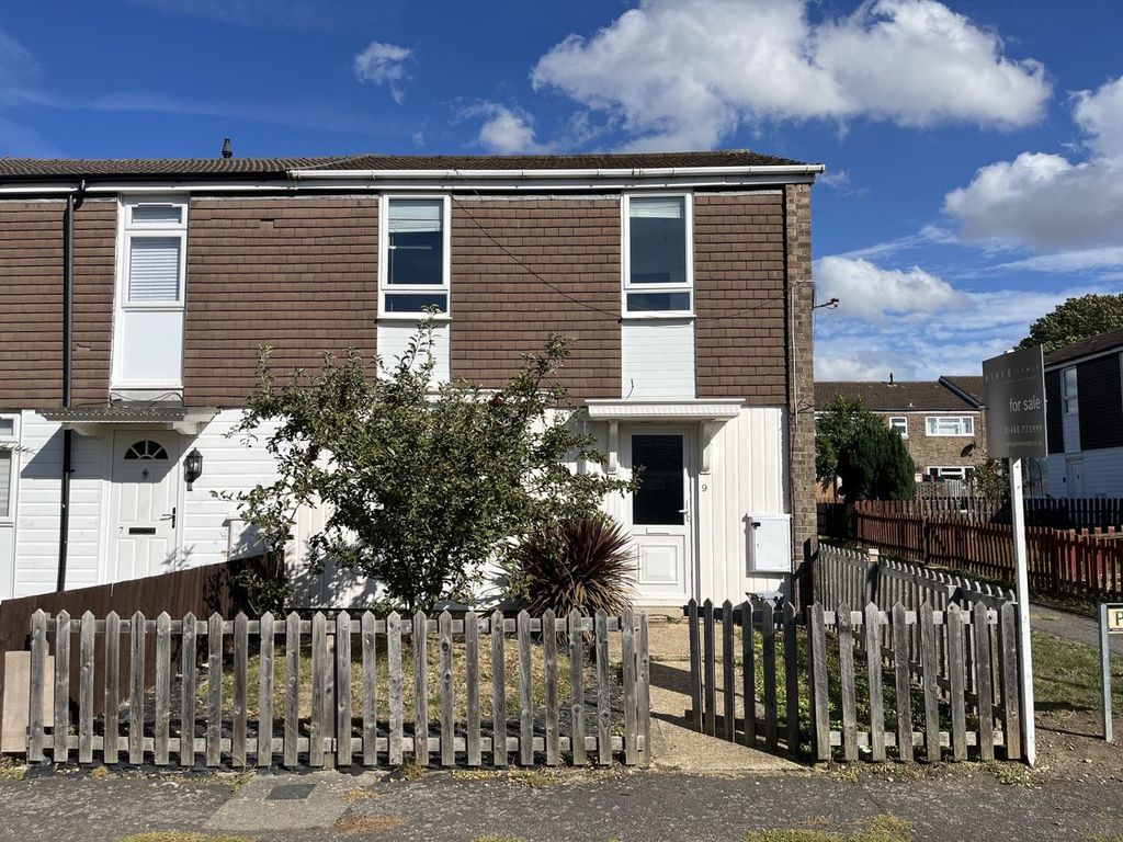 Property photo 1 of 12