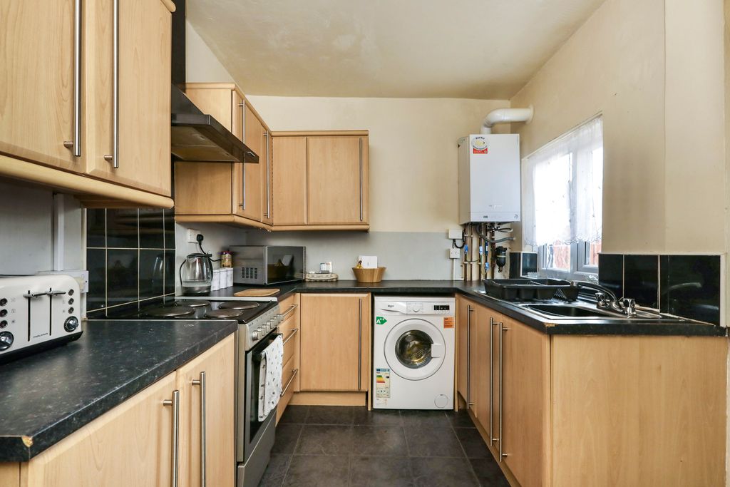 Property photo 2 of 23 8G9A0031