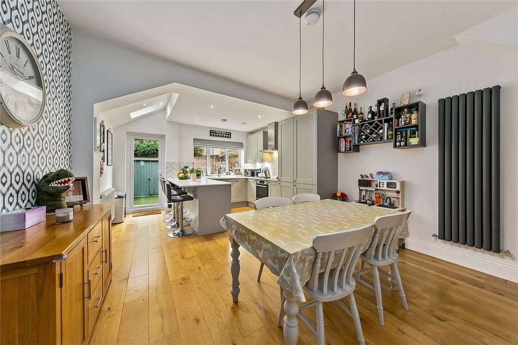 Property photo 2 of 12 Picture No. 05