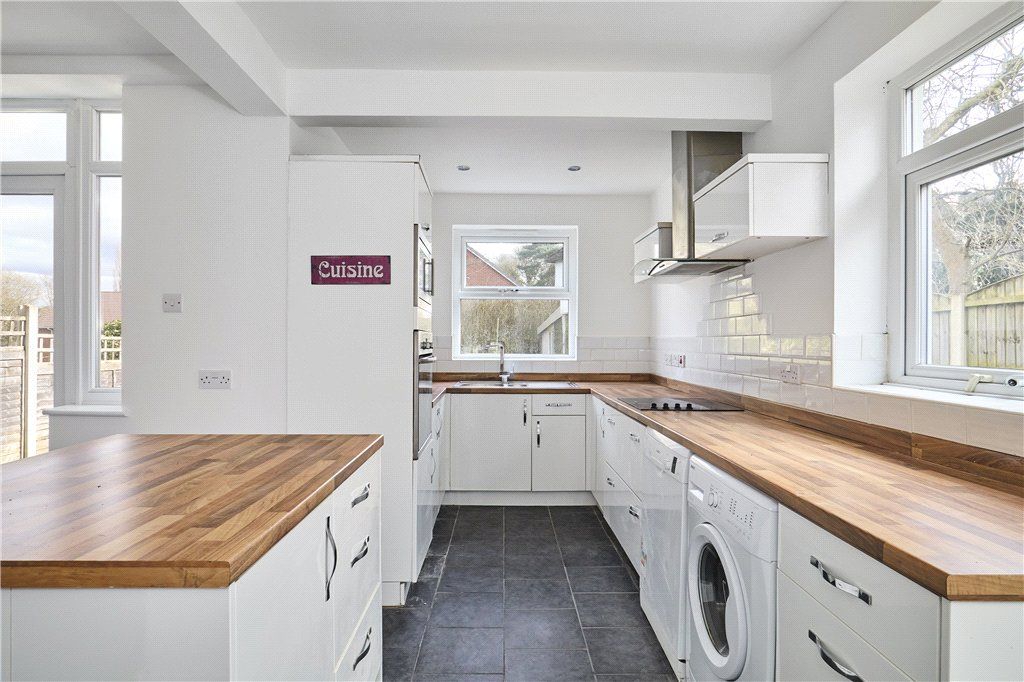 Property photo 2 of 22 Kitchen