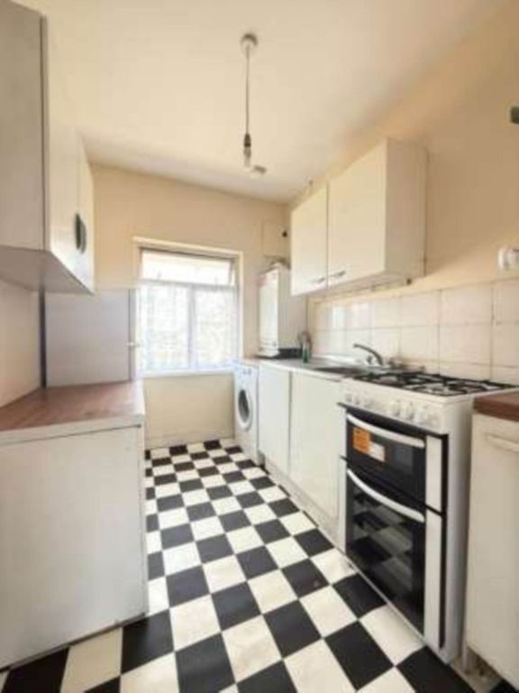 Property photo 1 of 4