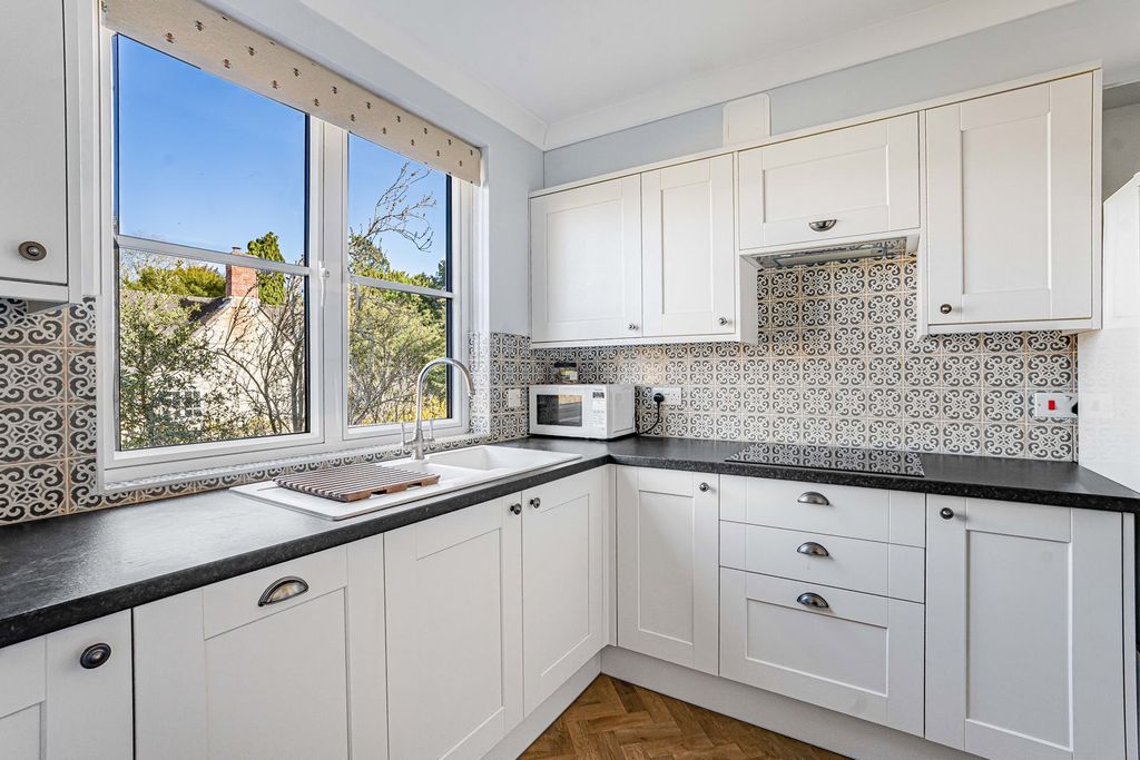 Property photo 3 of 15 Kitchen