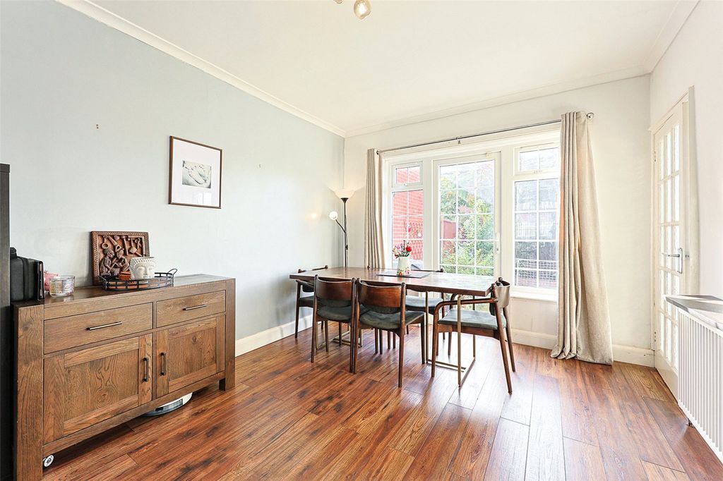 Property photo 3 of 17 Picture No. 08