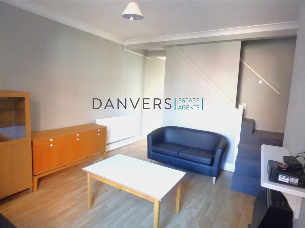 Property photo 1 of 6 P1230252.Jpg