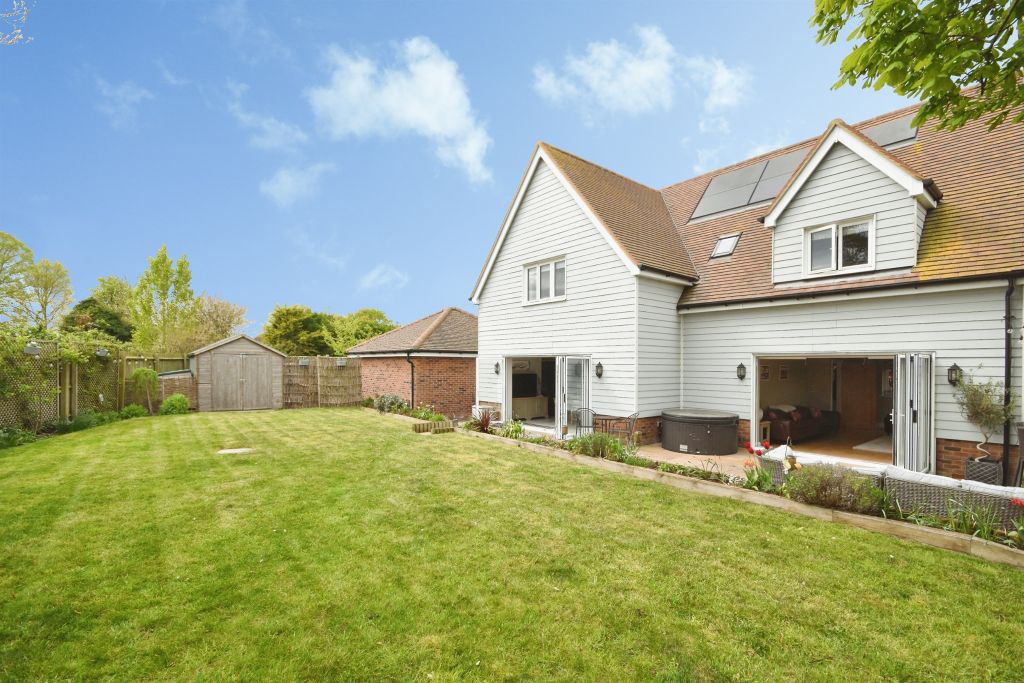 Property photo 3 of 33