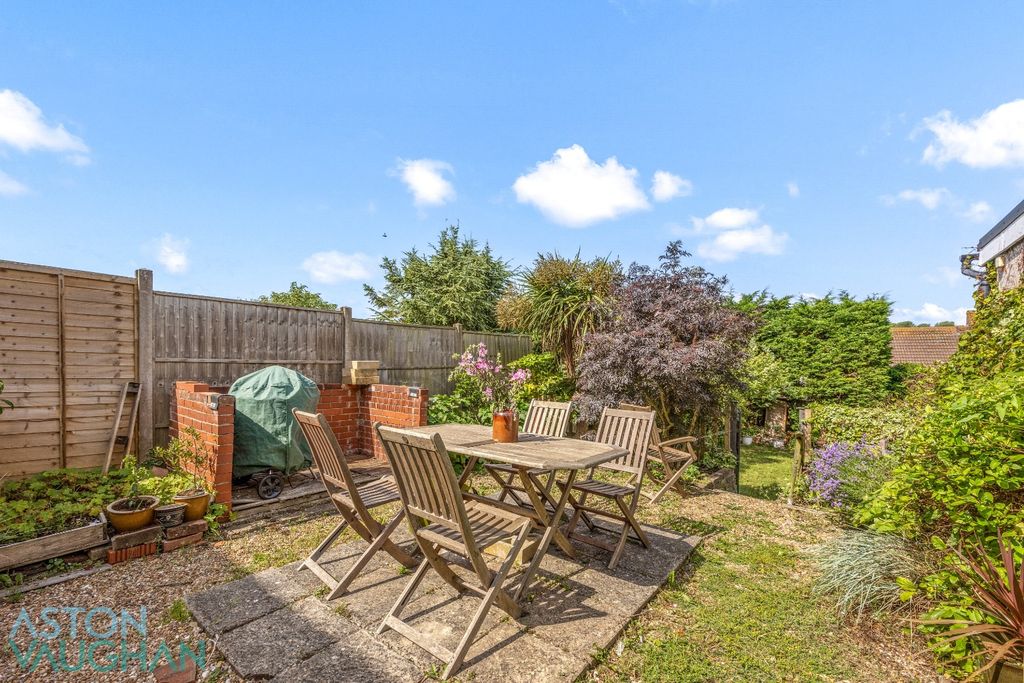 Property photo 3 of 21 5223155