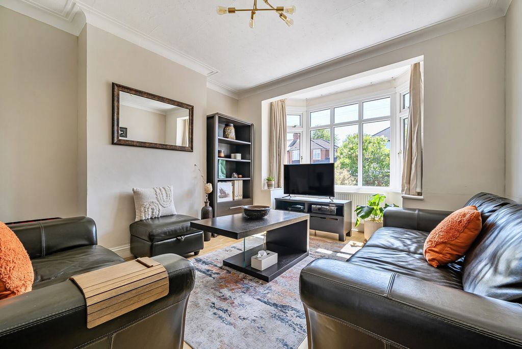Property photo 2 of 15 3-681E0Ff8B7F8A-1...