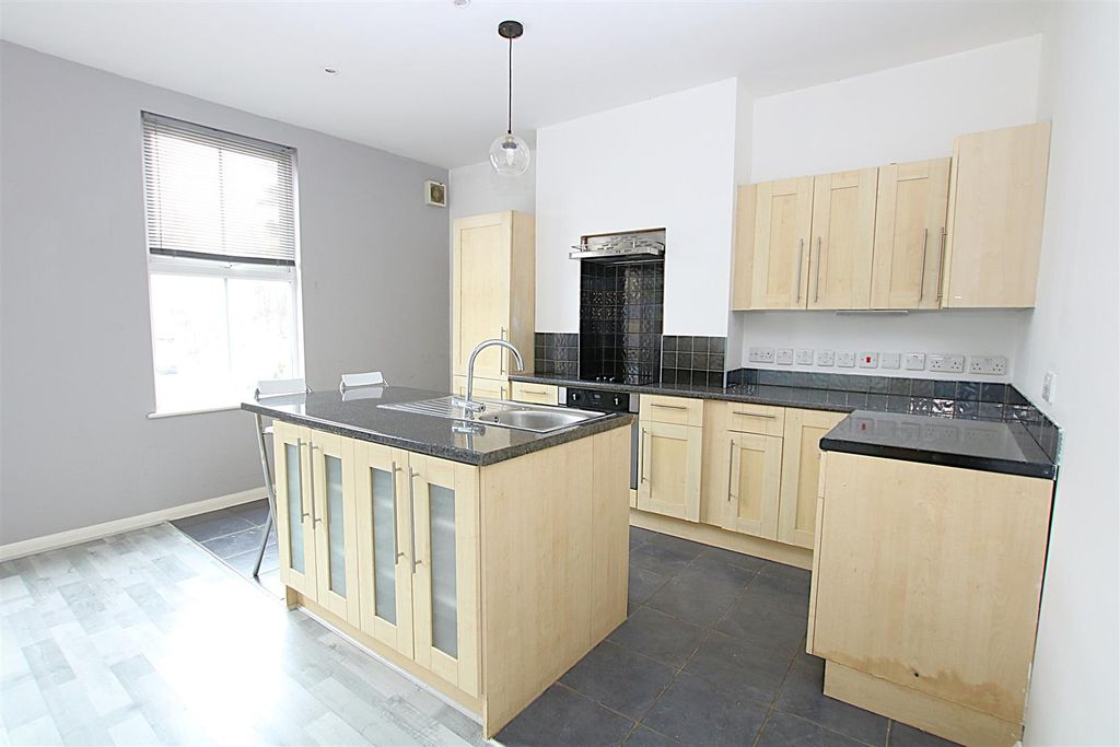 Property photo 3 of 7 Img_9647.Jpg
