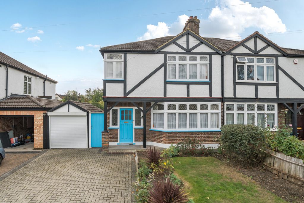 Property photo 1 of 16 1535657-4-6Ad0B28...