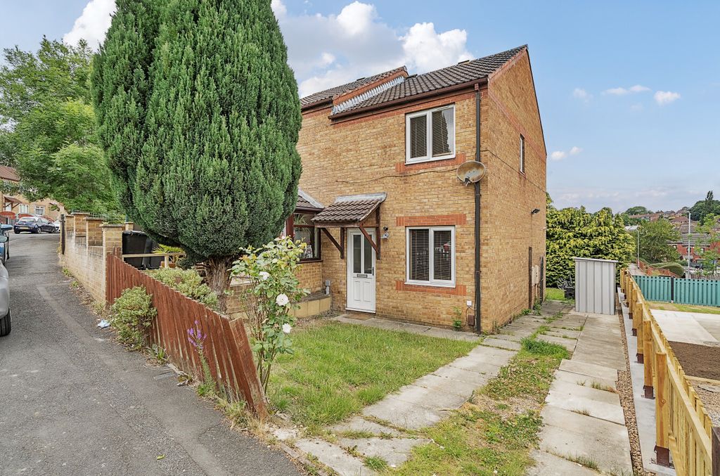 Property photo 1 of 15 1315053-14-685A8F...