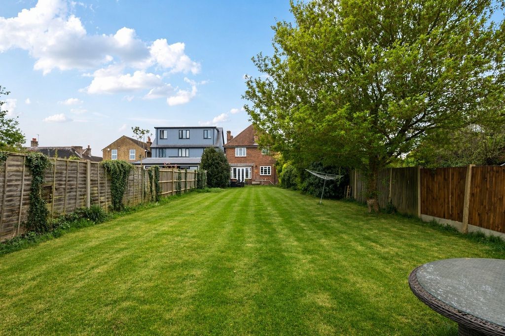 Property photo 2 of 22