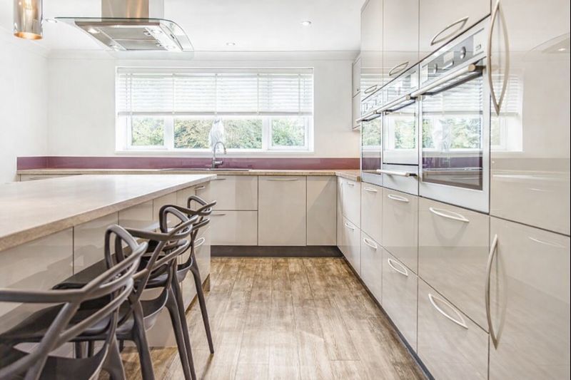 Property photo 2 of 24 Photo 2