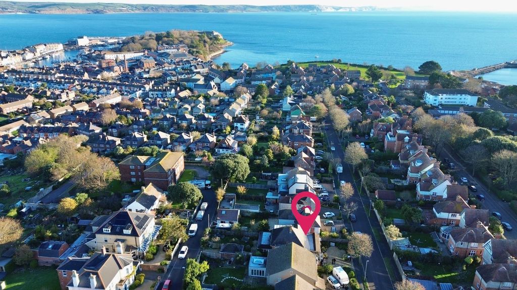 Property photo 1 of 22 N1E.Jpg