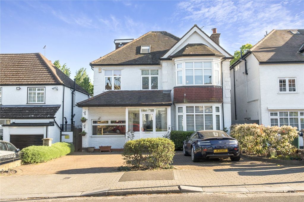 Property photo 1 of 28 External View