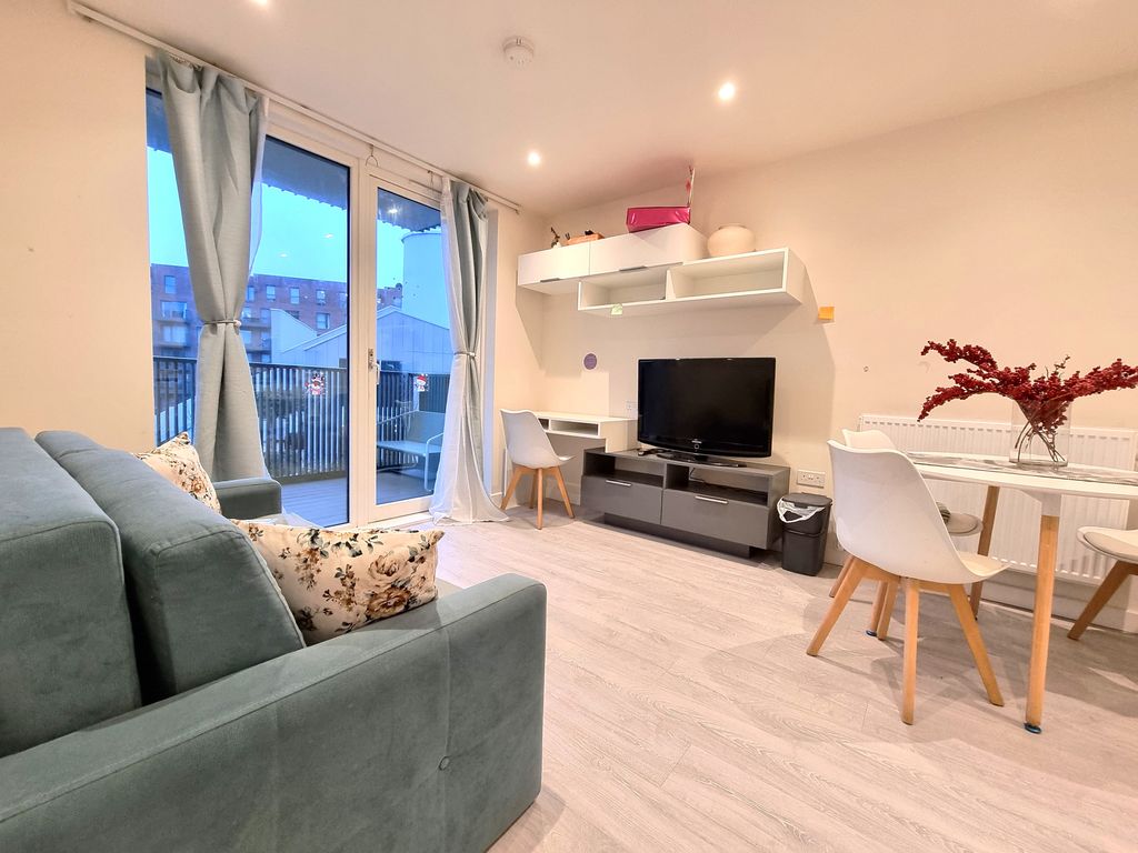 Property photo 2 of 11