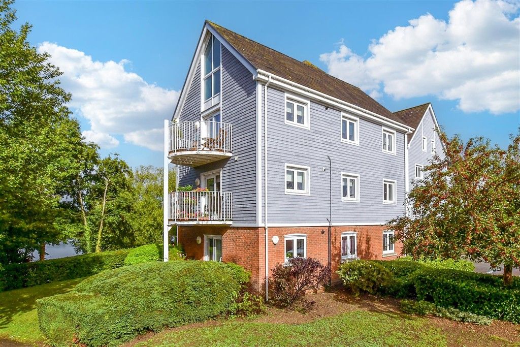 Property photo 2 of 17 External (Web)