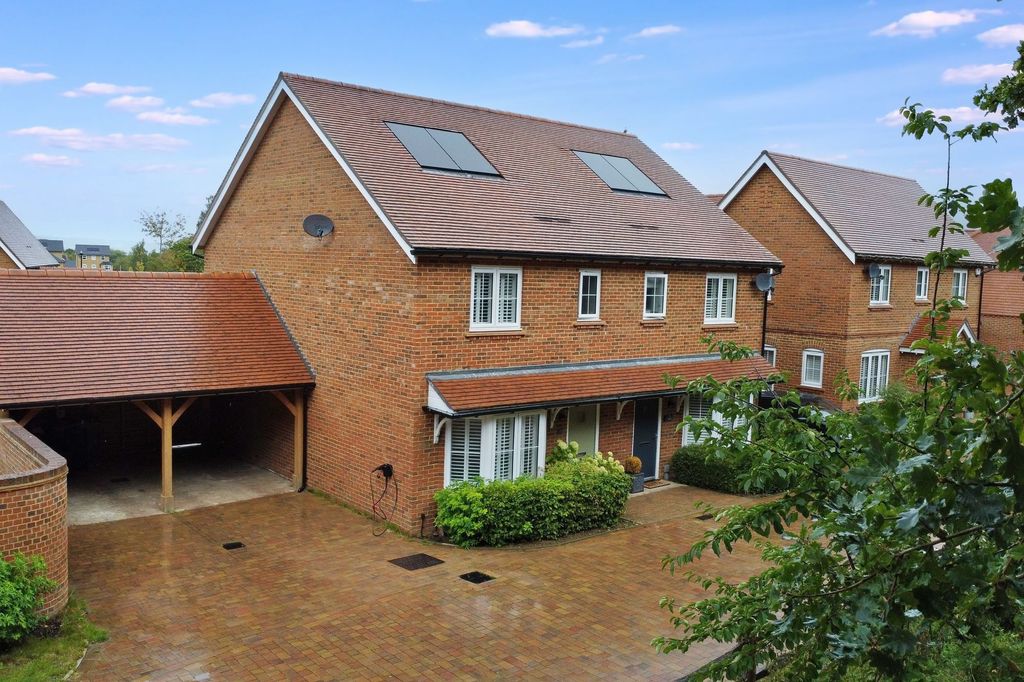 Property photo 1 of 22