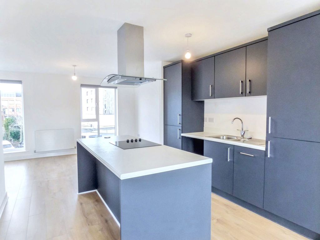 Property photo 3 of 13