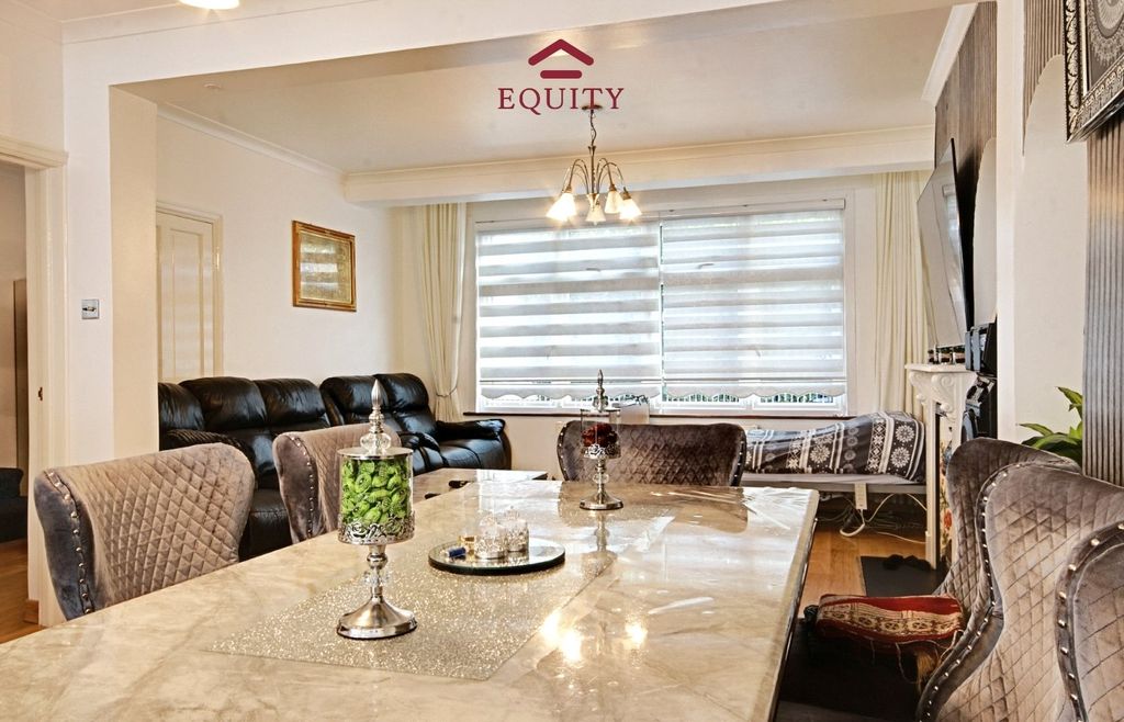 Property photo 2 of 23 Picture No. 09