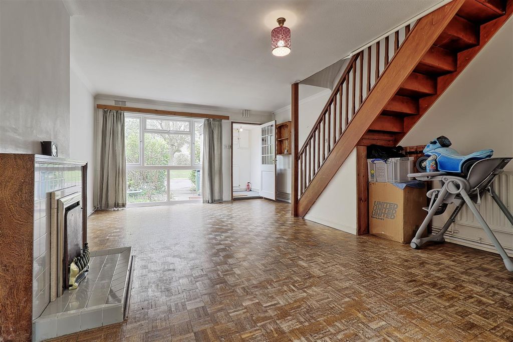 Property photo 2 of 17 Living 2.Jpg