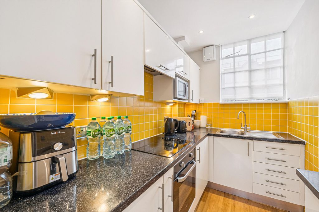 Property photo 2 of 7 Image