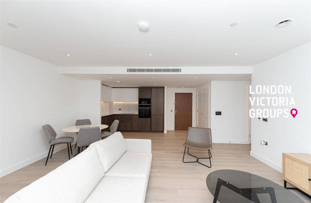 Property photo 3 of 22 1-4666.Jpg