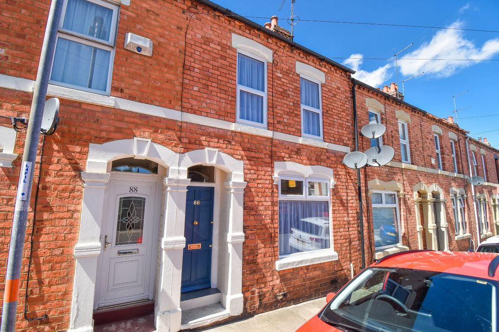 Property photo 1 of 16 Front External