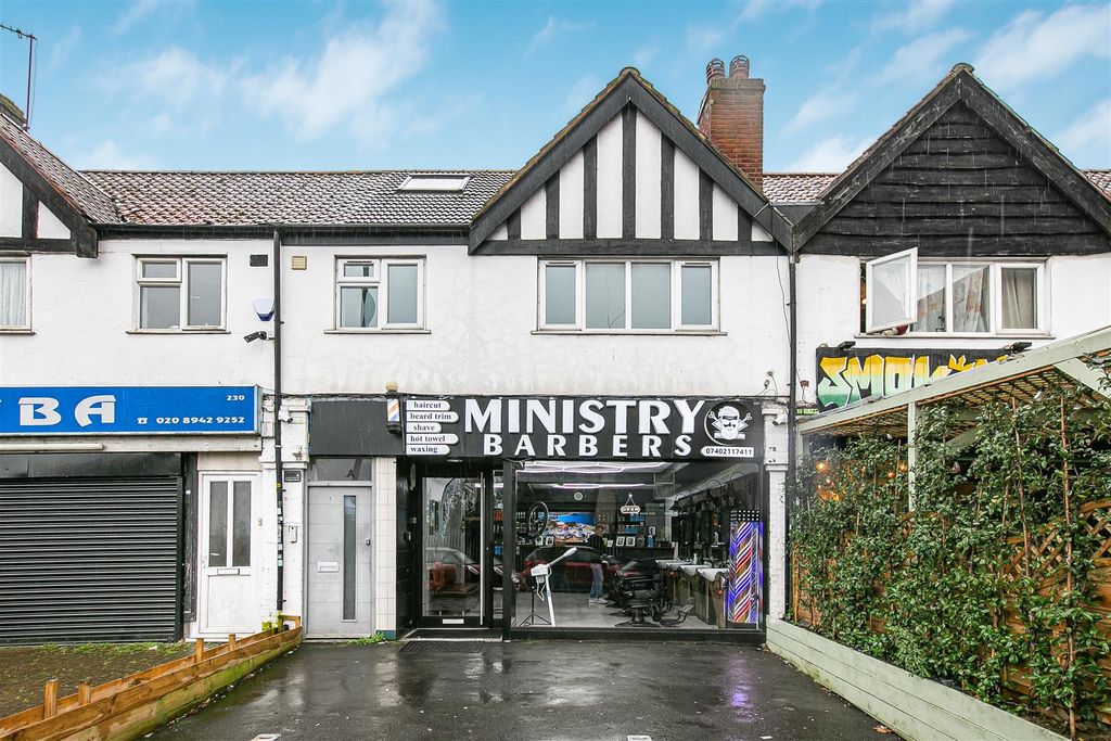 Property photo 1 of 12