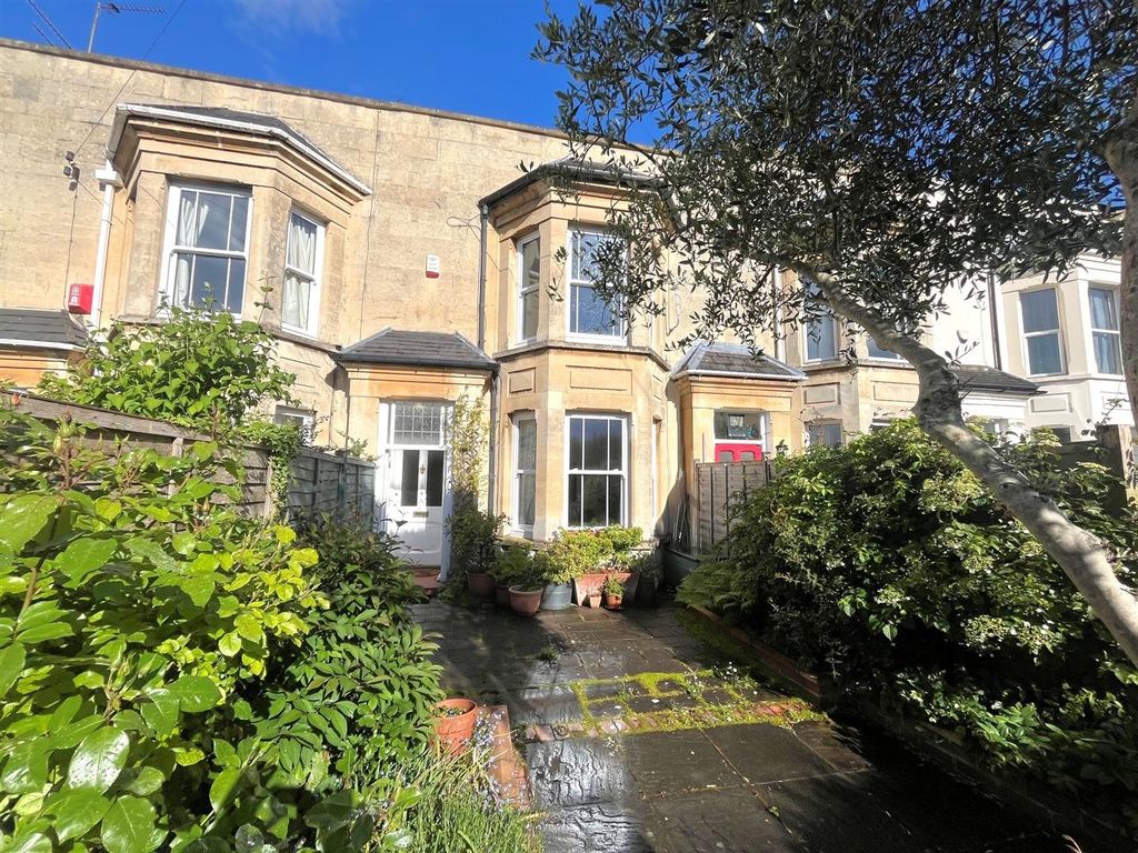 Property photo 1 of 20