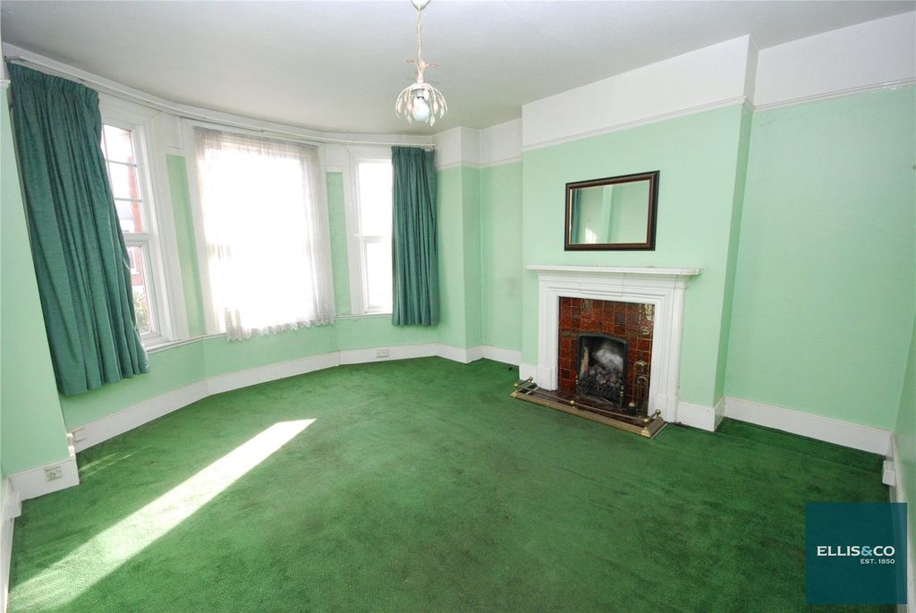 Property photo 2 of 13 Picture No. 05