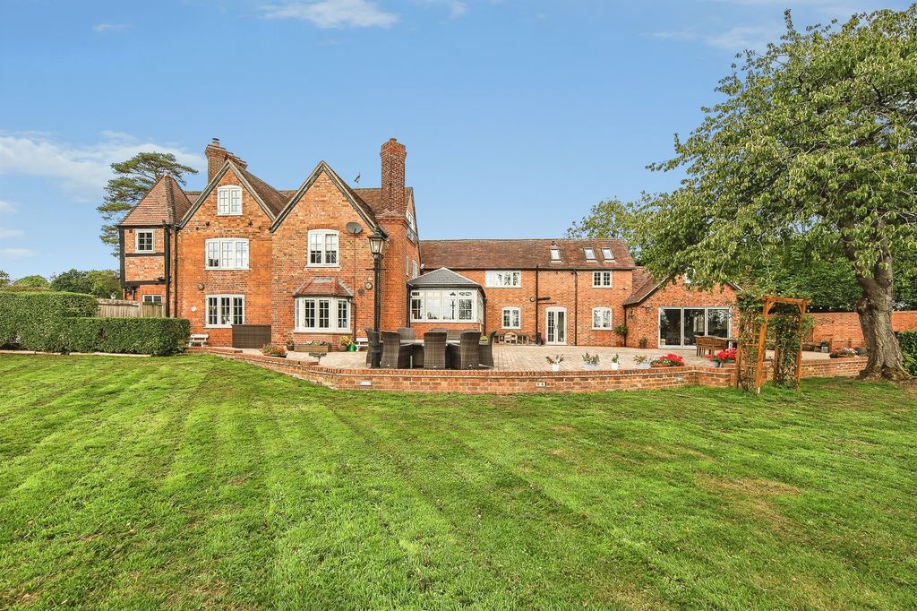 Property photo 1 of 20