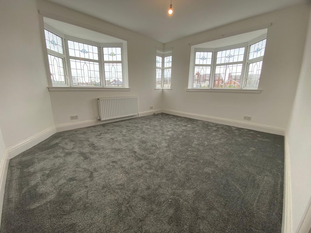 Property photo 2 of 15 Image