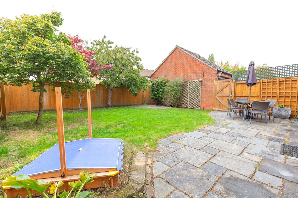 Property photo 2 of 21 Picture No. 18