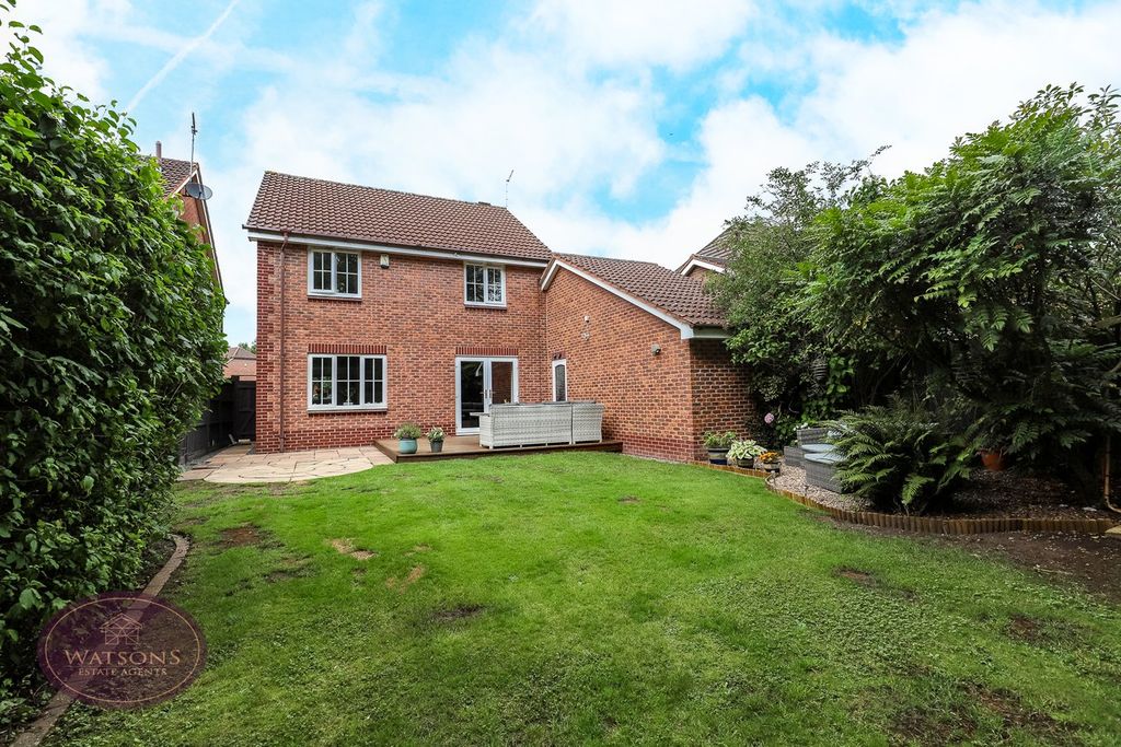 Property photo 2 of 37