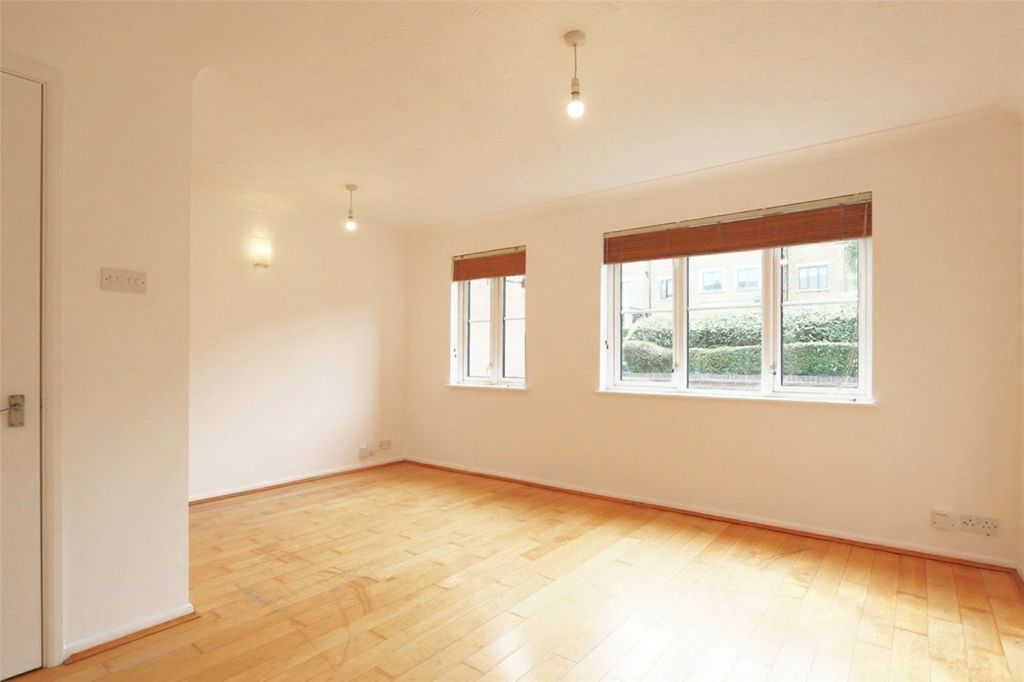 Property photo 2 of 12 Picture No. 11