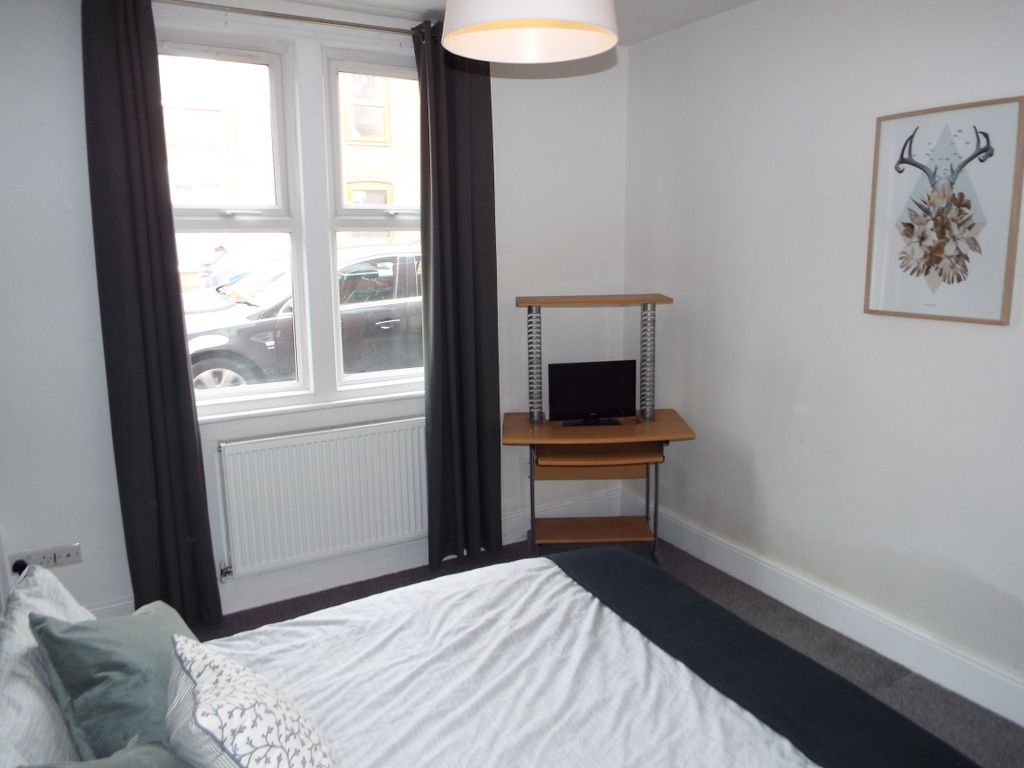 Property photo 2 of 4