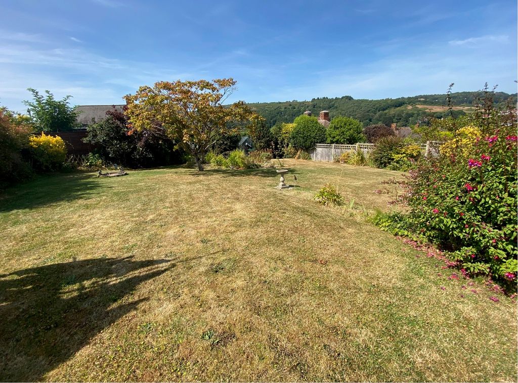 Property photo 2 of 14