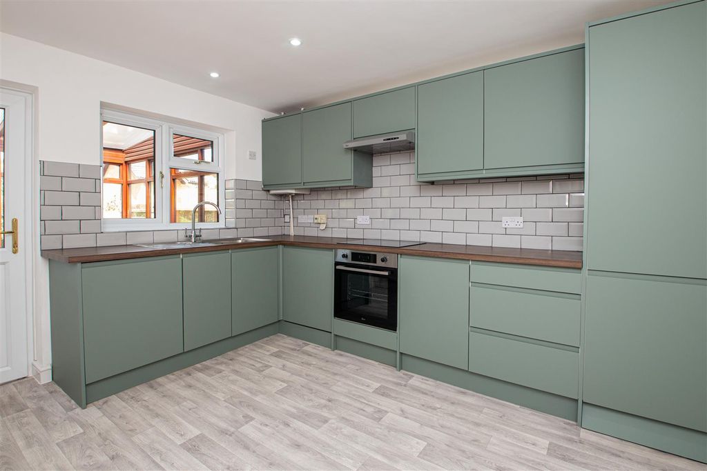 Property photo 2 of 16 6Wilm_10.Jpg