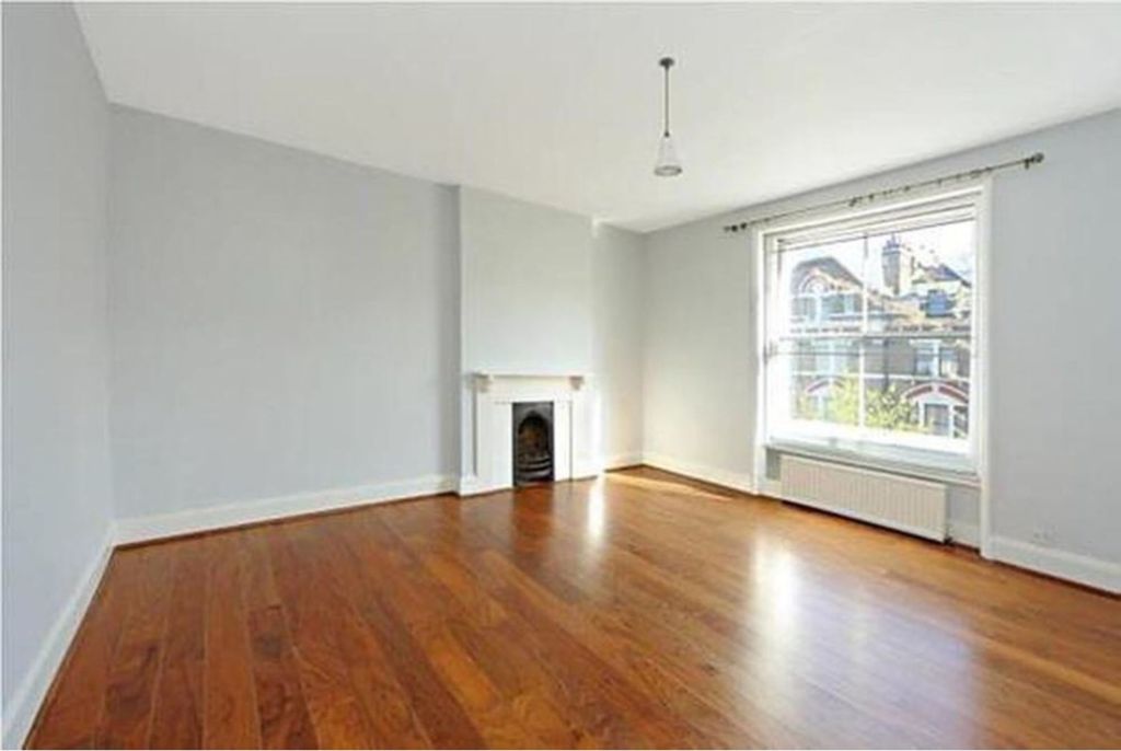 Property photo 2 of 5