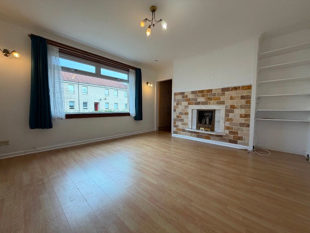 Additional image 9 of 2 bed flat to rentBruce Road, Paisley, Renfrewshire PA3